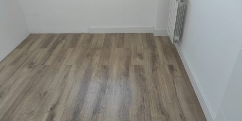 10BB4EBC-C1BC-4A8A-B50F-630166335039