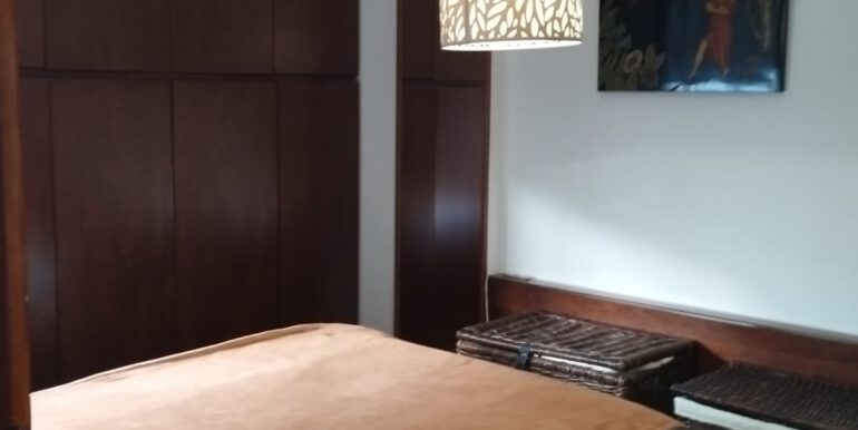 BC8B1B21-8E07-451C-883D-1C463A93B61E