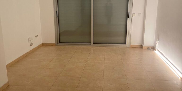 7ec389c8-be73-463a-ac81-72c59eef6e56