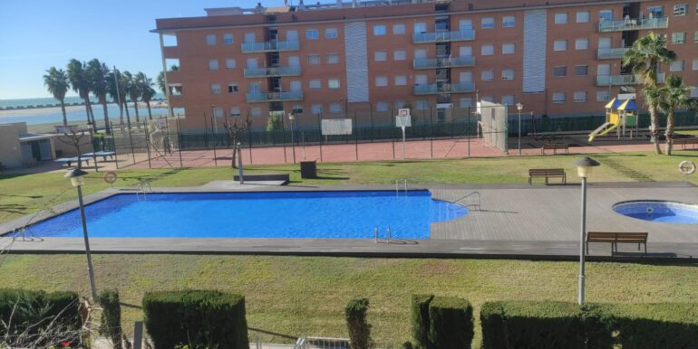 e7975033-845f-4df5-8c7f-be5481ac90a4