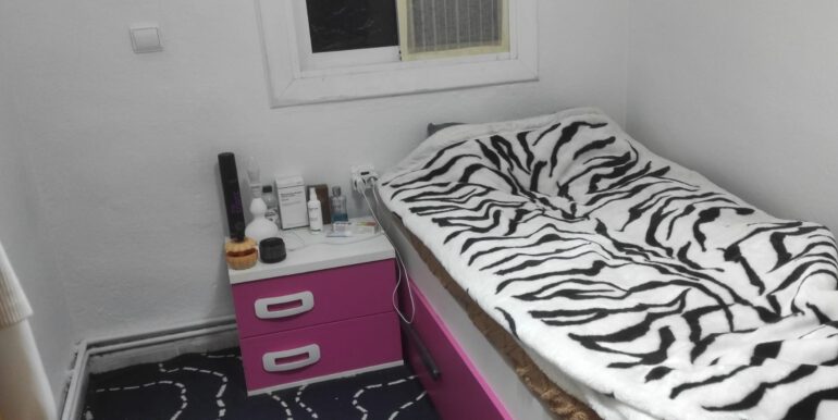 ce7b4d6c-c14b-407e-8847-9631423960d4