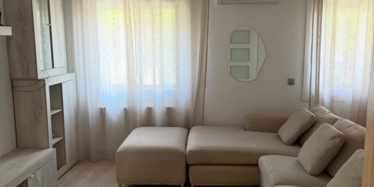 6de05cfe-bdf3-4ac6-bf5a-11435a129f0c